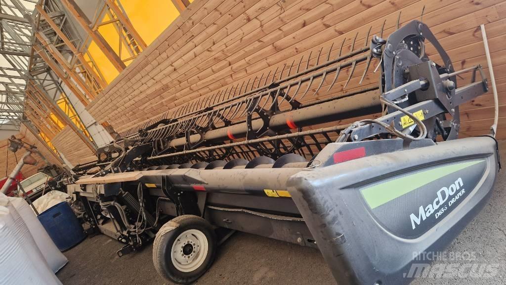 MacDon D 65 Ceifeiras debulhadoras compactas