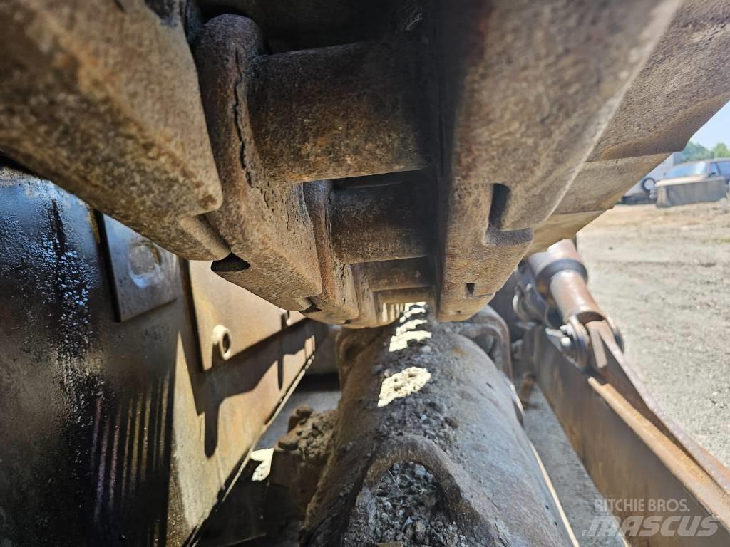 CAT D8L Dozers - Tratores rastos