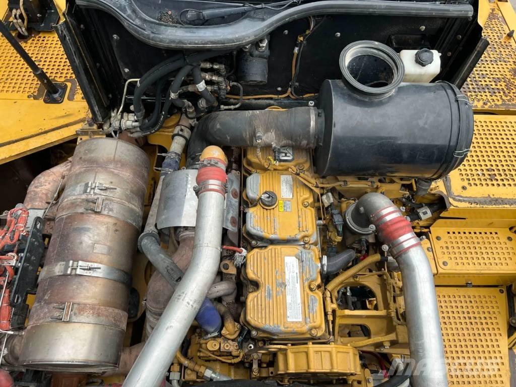 CAT 735 | 735B Caminhões articulados