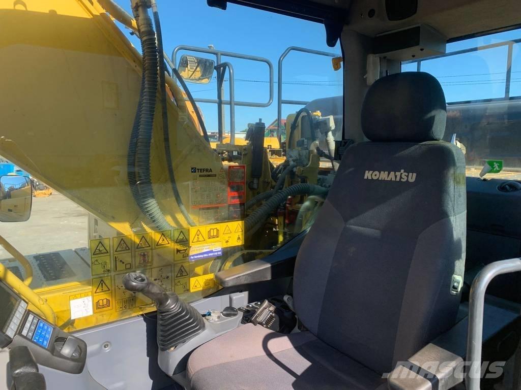 Komatsu HB 215 LC-3 Escavadeiras de esteiras