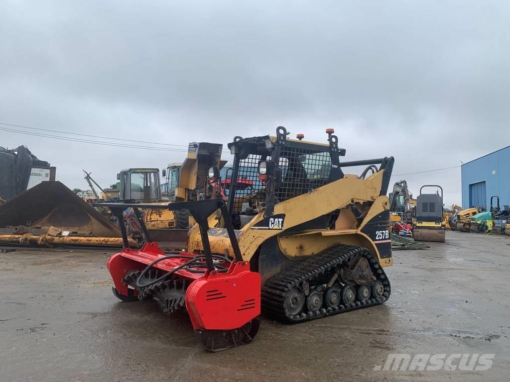 CAT 257 B Minicarregadeiras