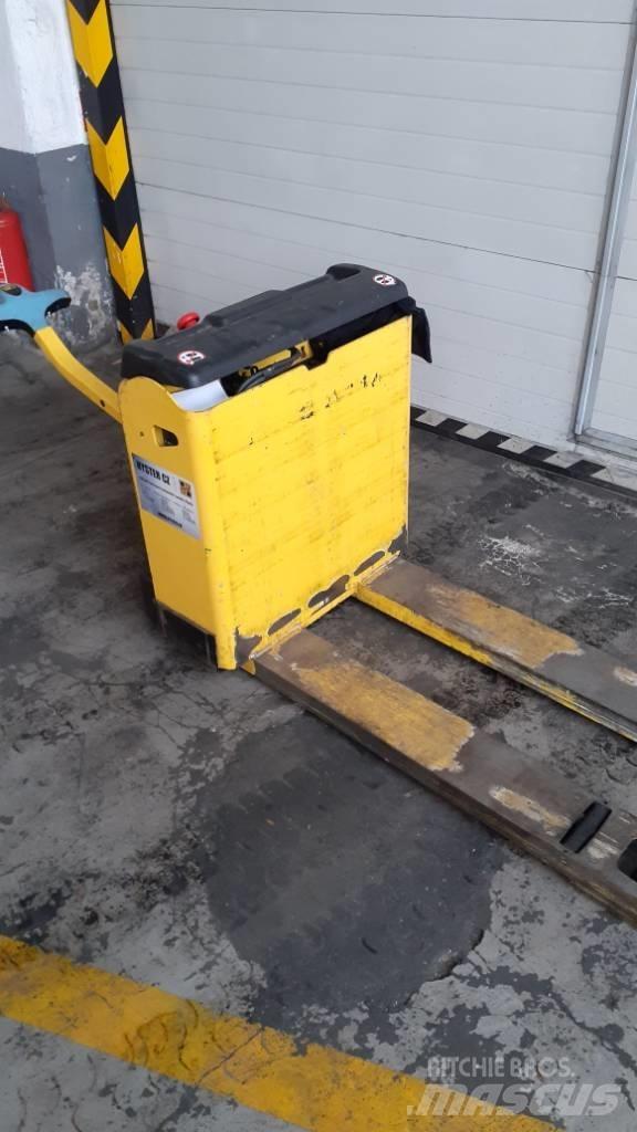 Hyster P 1.6 Porta palettes
