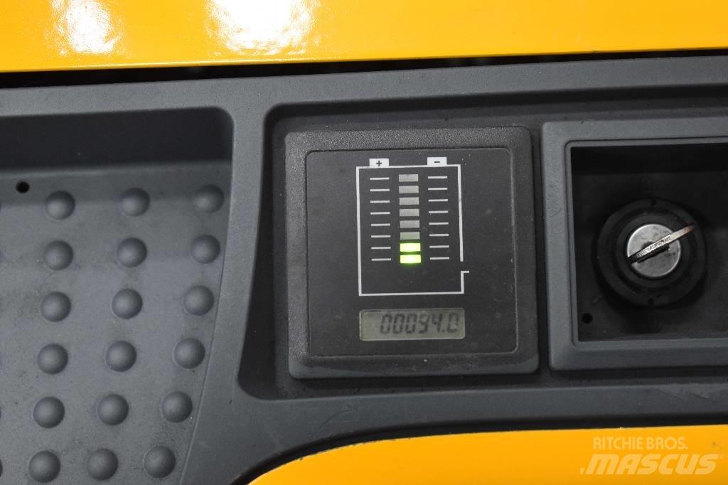 Jungheinrich EJC B12 Empilhador para operador externo
