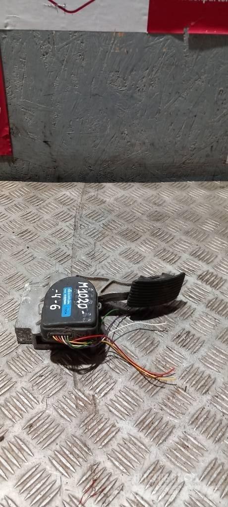 MAN TGA    81259706094 Cabines e interior