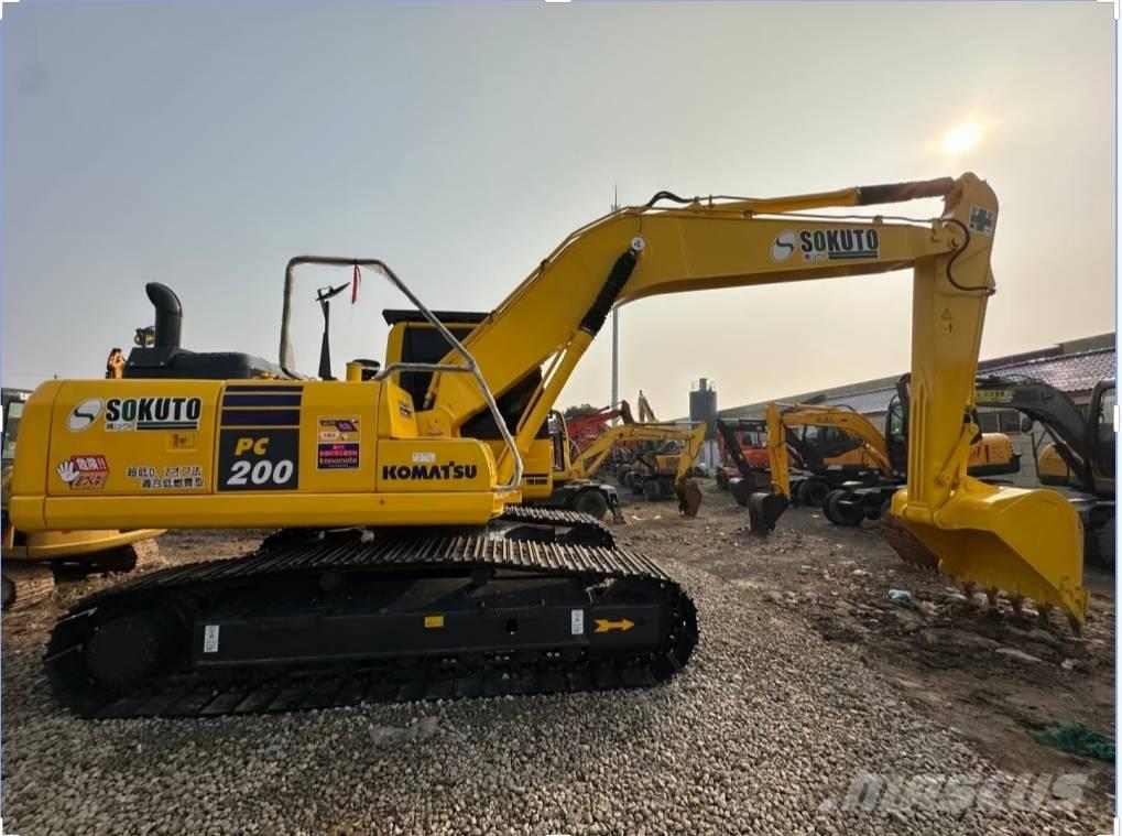 Komatsu 200 Escavadeiras de esteiras
