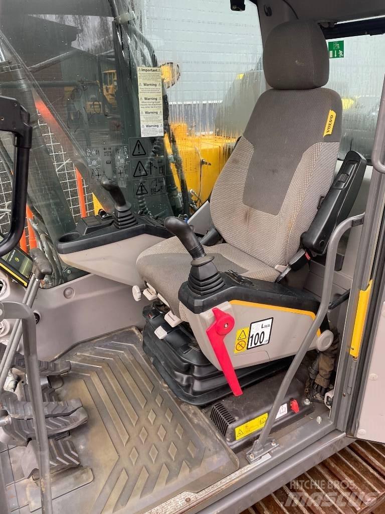 Volvo EC140E Escavadeiras de esteiras