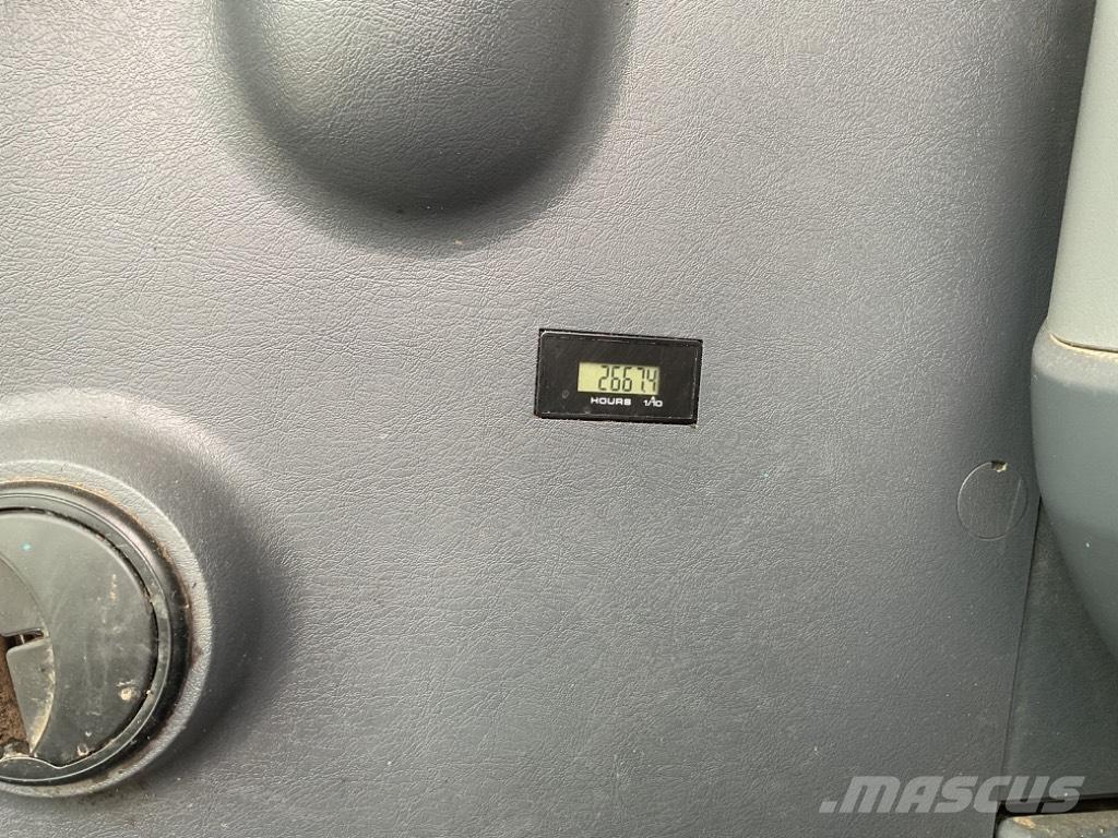 Hyundai HX145LCR Escavadeiras de esteiras