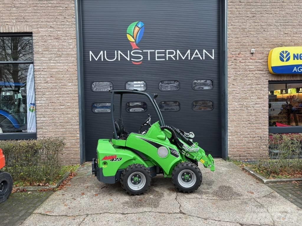 Avant 423 Mini carregadoras