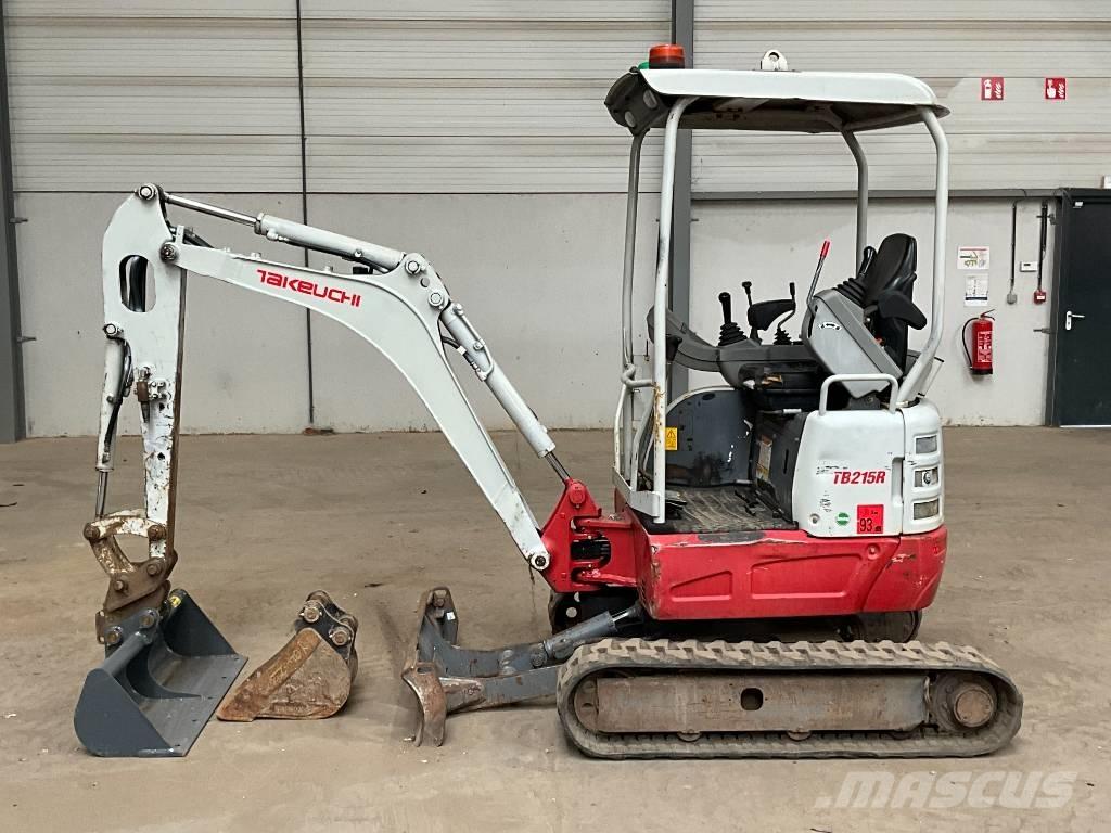 Takeuchi TB 215 R Miniescavadeiras