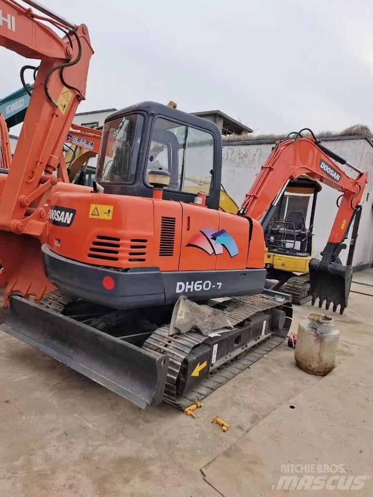 Doosan DH 60-7 Miniescavadeiras