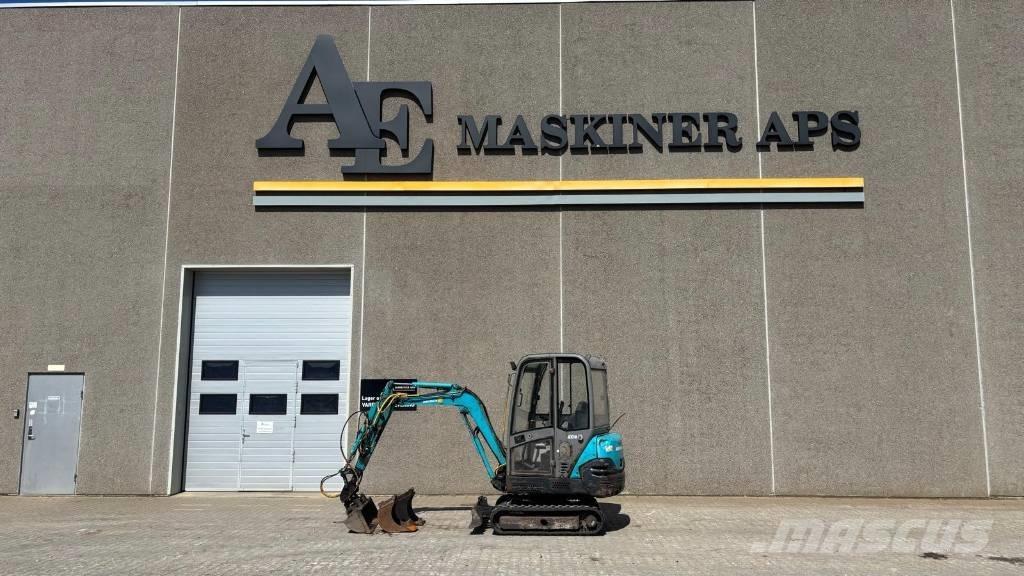 Airman AX 18-3 Miniescavadeiras