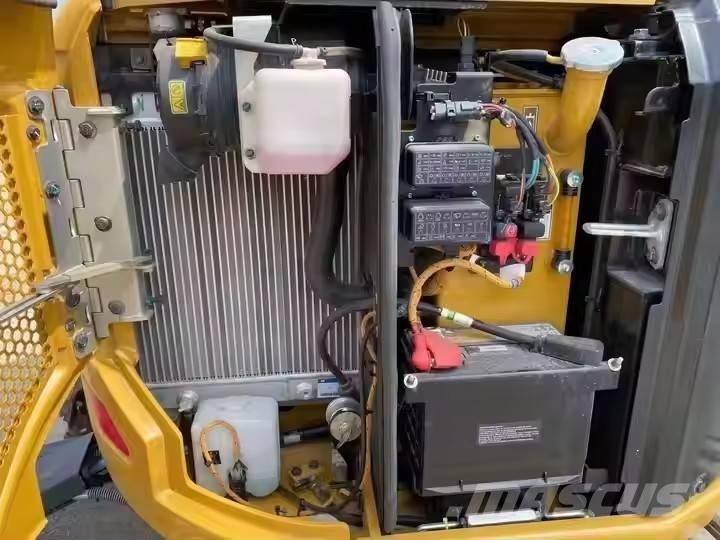 CAT 303 CR Miniescavadeiras