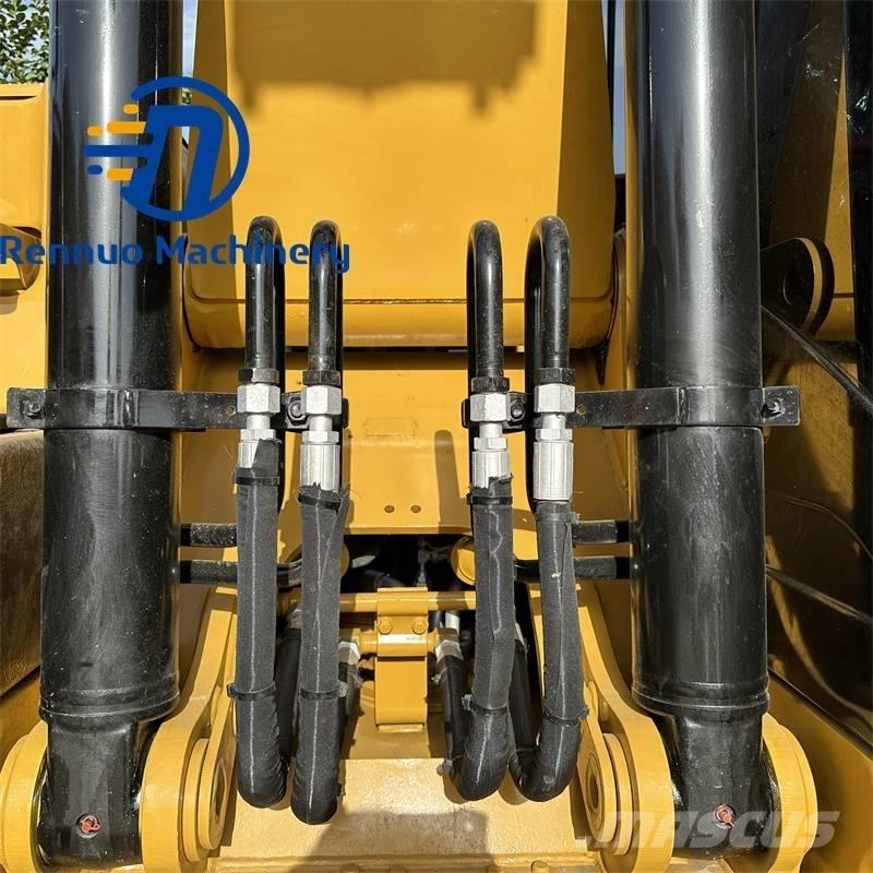 CAT 320 D2 Escavadeiras de esteiras