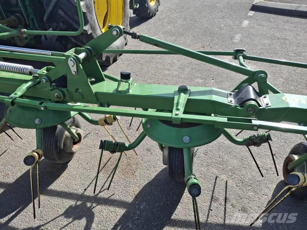 Krone KW 7.92/8 Ancinho virador