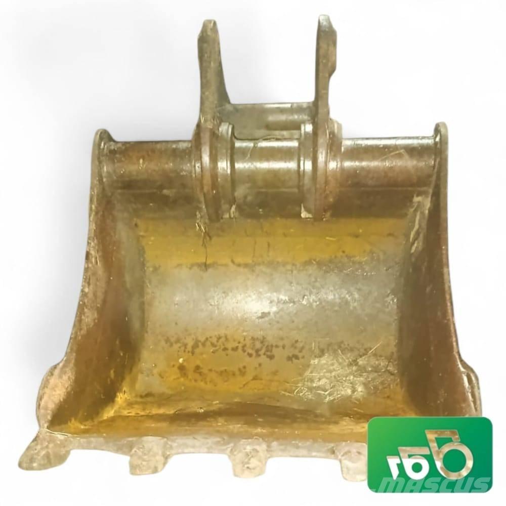 JCB 3CX 750mm Bucket Chassis e suspensões