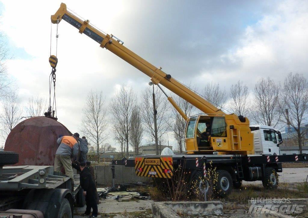 Hidrokon HK 30 18 T2 Gruas Todo terreno