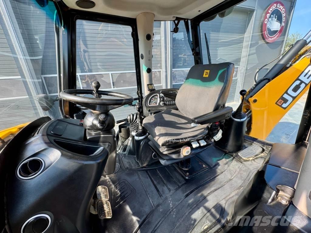 JCB 4 CX Retroescavadeiras