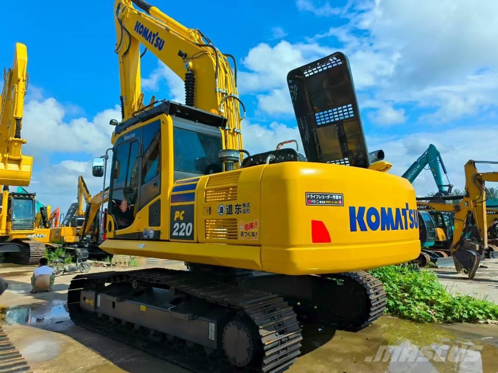 Komatsu PC 220-8 Escavadeiras de esteiras