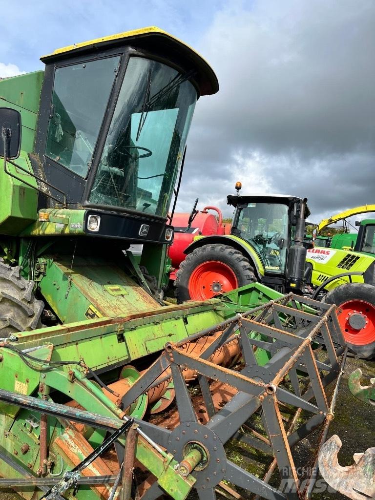 John Deere 1055 Ceifeiras debulhadoras