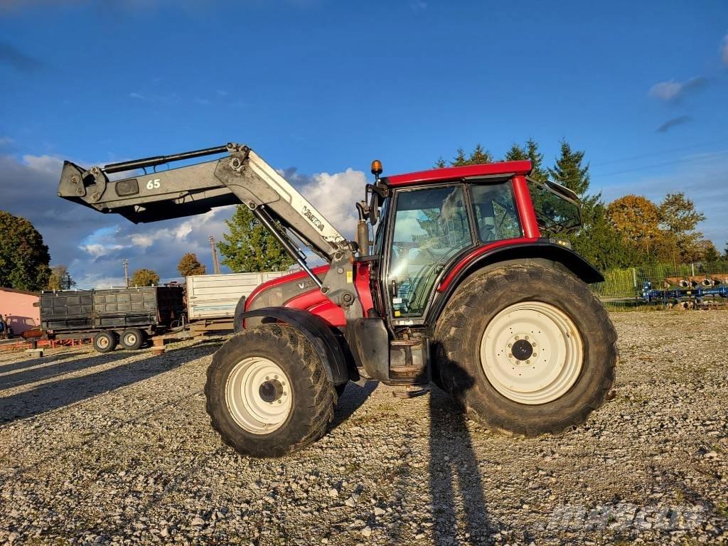 Valtra N 141 LS Tratores Agrícolas usados