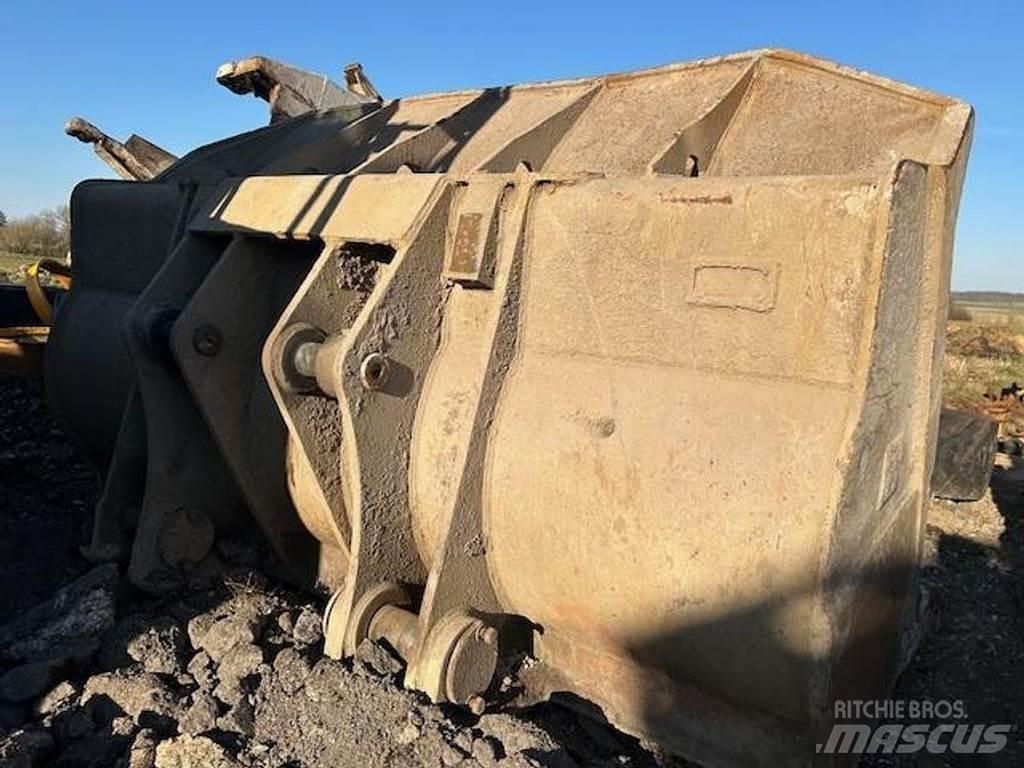 CAT 973D Baldes