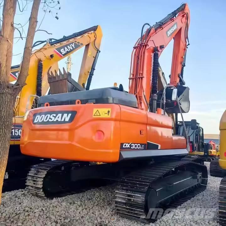 Doosan DX 300 LC Escavadeiras de esteiras