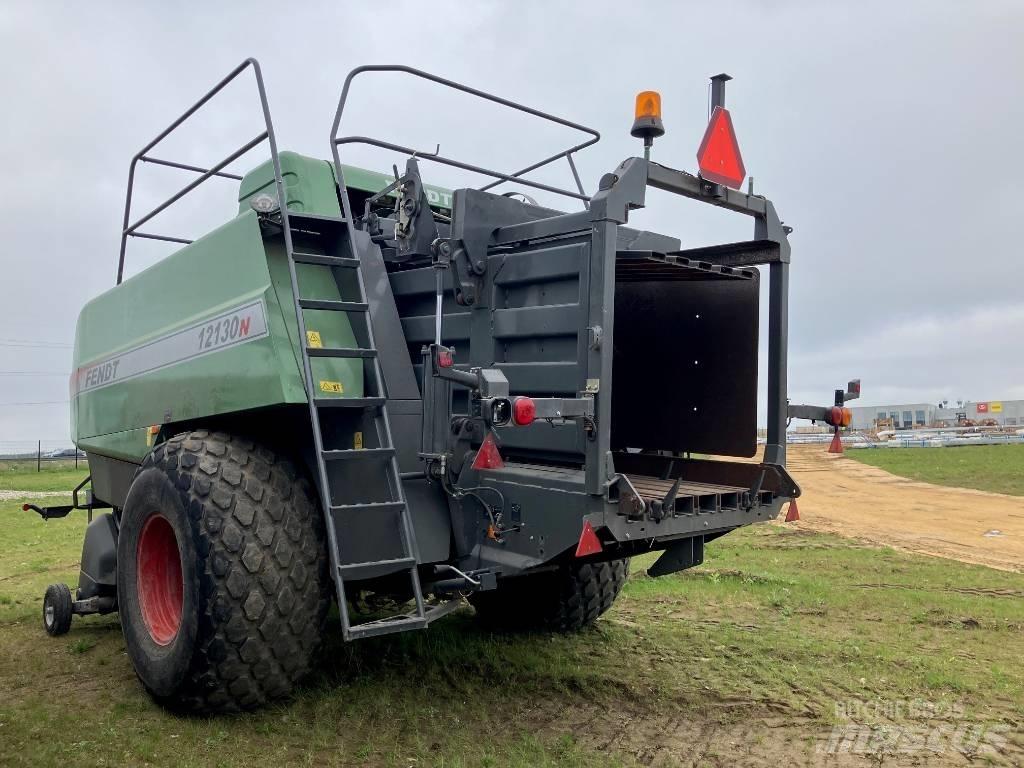 Fendt 12130 N Enfardadeira de fardos quadrados