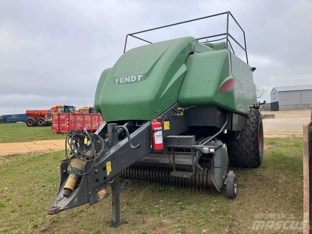 Fendt 12130 N Enfardadeira de fardos quadrados