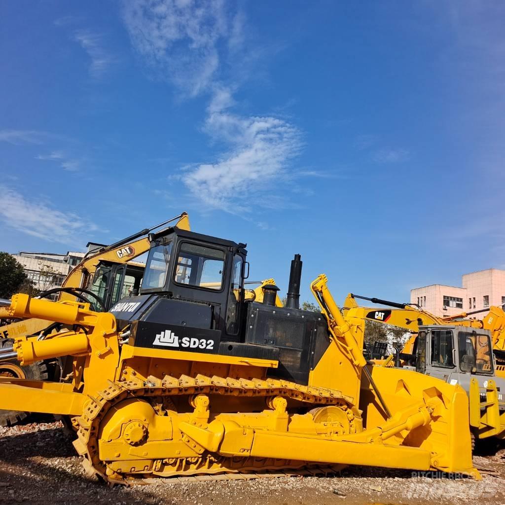 Shantui SD 32 Dozers - Tratores rastos
