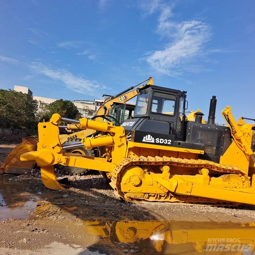 Shantui SD 32 Dozers - Tratores rastos