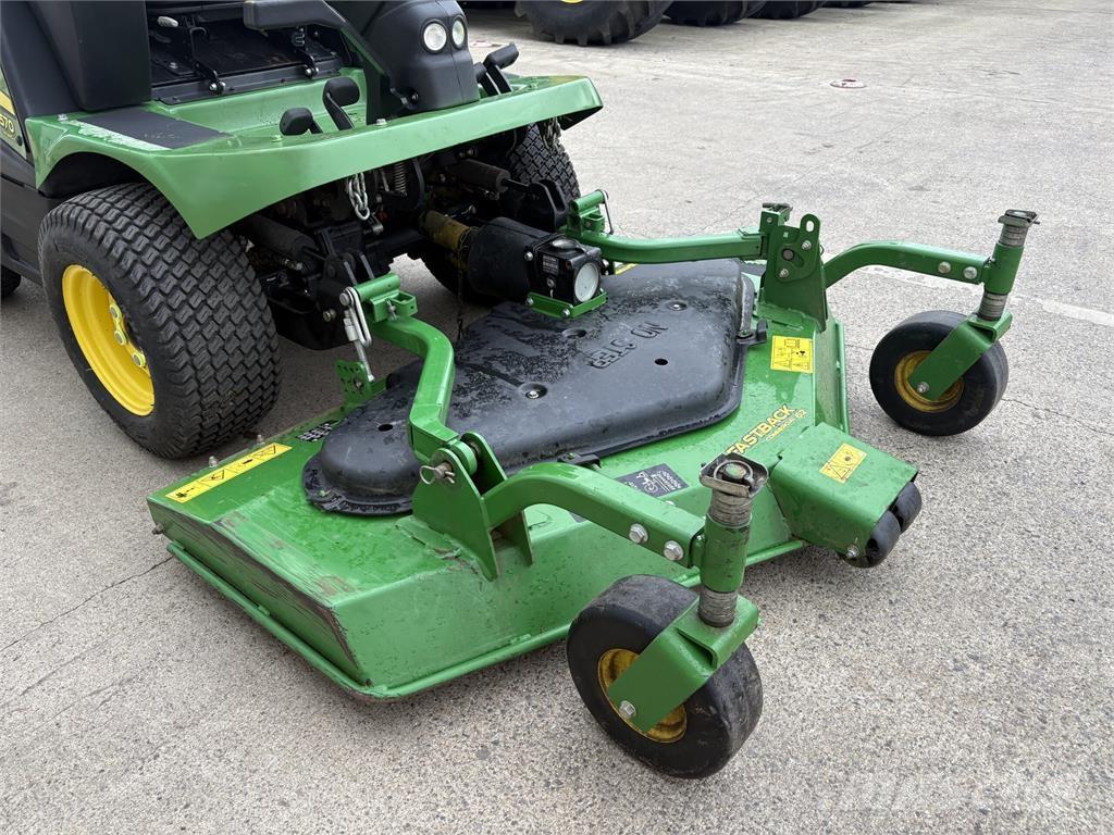 John Deere 1570 Corta-Relvas Riders