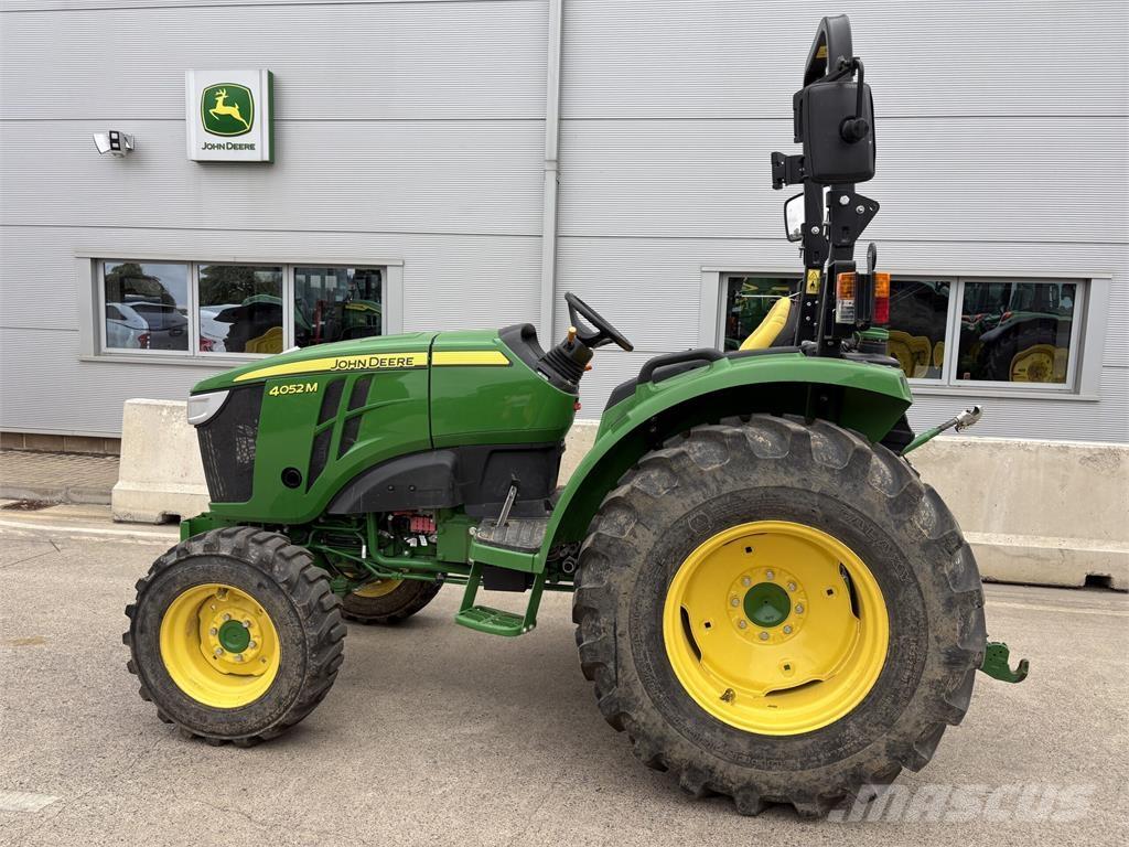 John Deere 4052M Tractores compactos