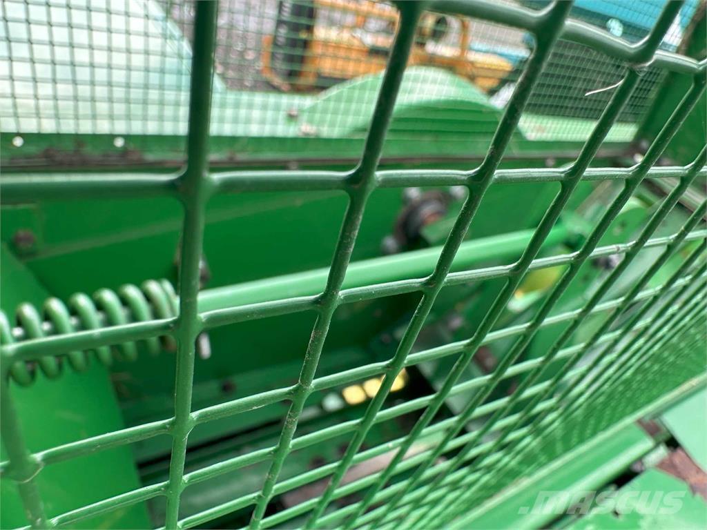 John Deere 459 Enfardadeira de fardos quadrados