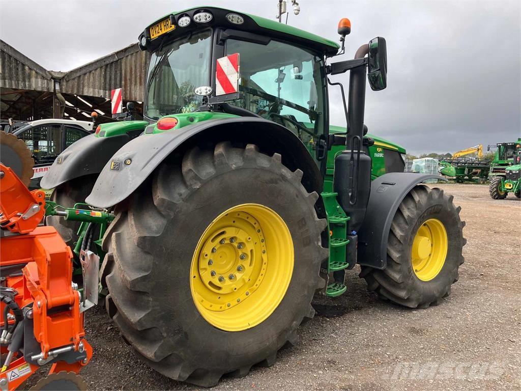 John Deere 6R 215 Tratores Agrícolas usados