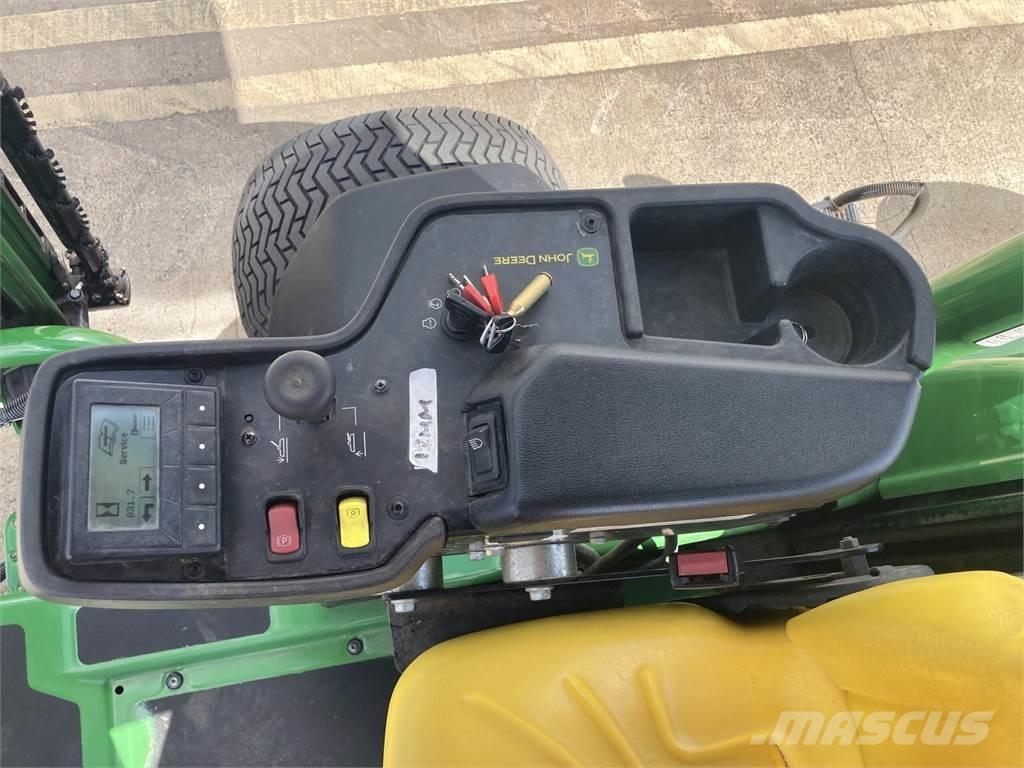 John Deere 7500AE Corta-Relvas walk-behind