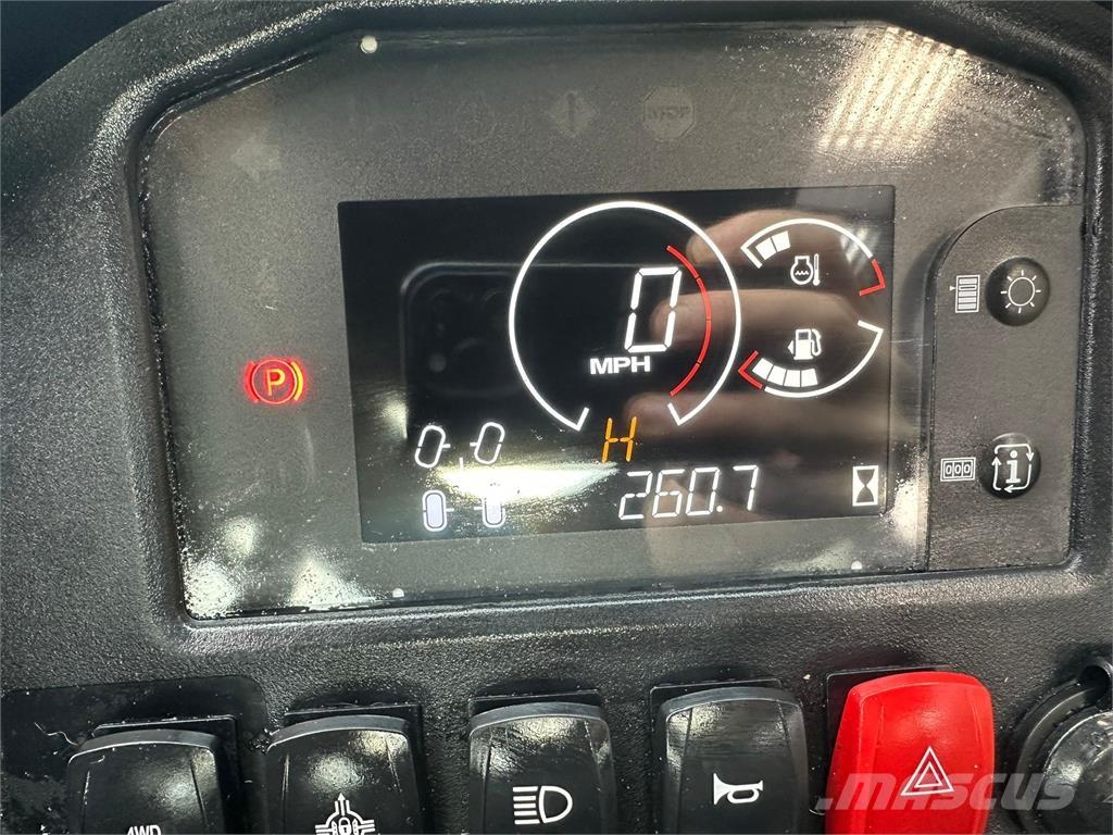 John Deere HPX815E Máquinas utilitárias