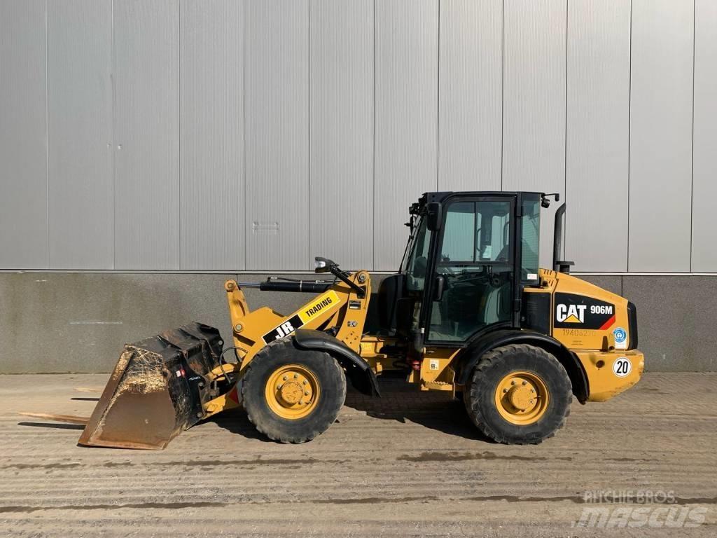 CAT 906 M Carregadeiras de rodas