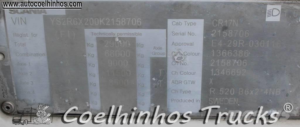 Scania R 520  V8 Camiões de chassis e cabine