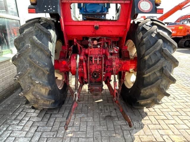 International 1255 A Tratores Agrícolas usados