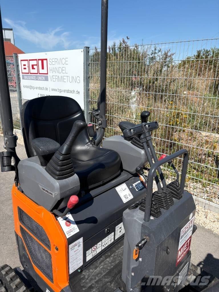 Develon DX 10 Z-7 Miniescavadeiras