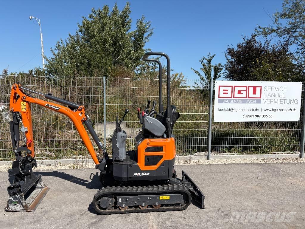 Develon DX 10 Z-7 Miniescavadeiras