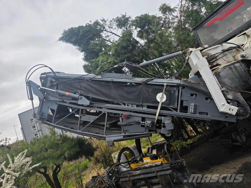Wirtgen W 1900 Moinhos de asfalto a frio