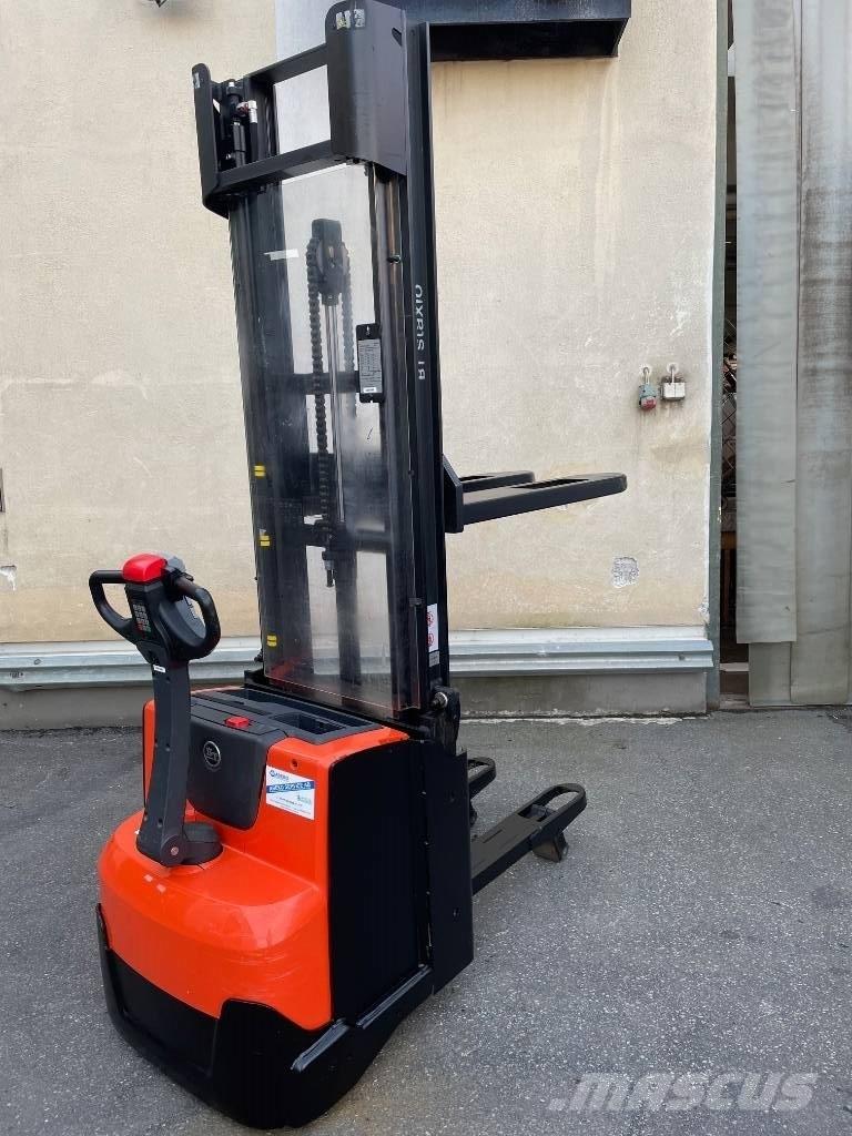 BT Staxio SWE120L Empilhador para operador externo