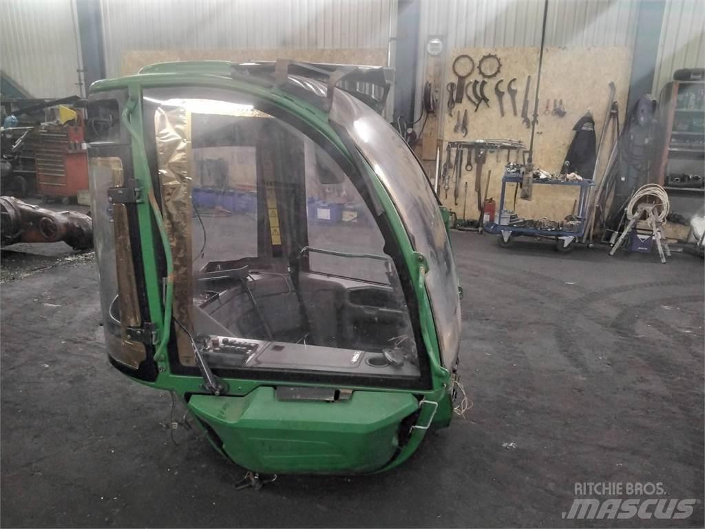 John Deere 1270E Cabina