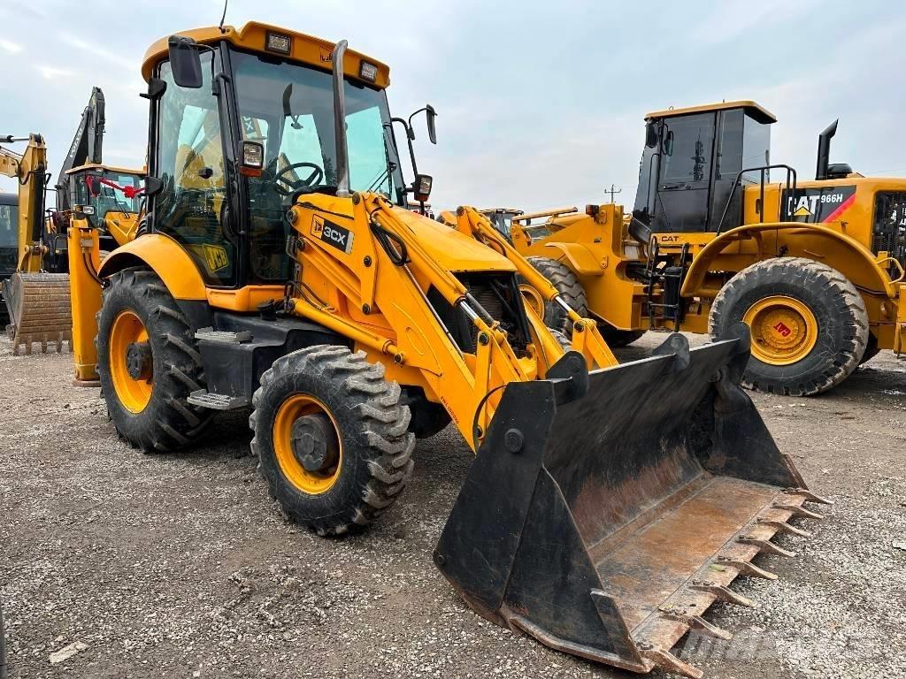 JCB 3 CX Retroescavadeiras