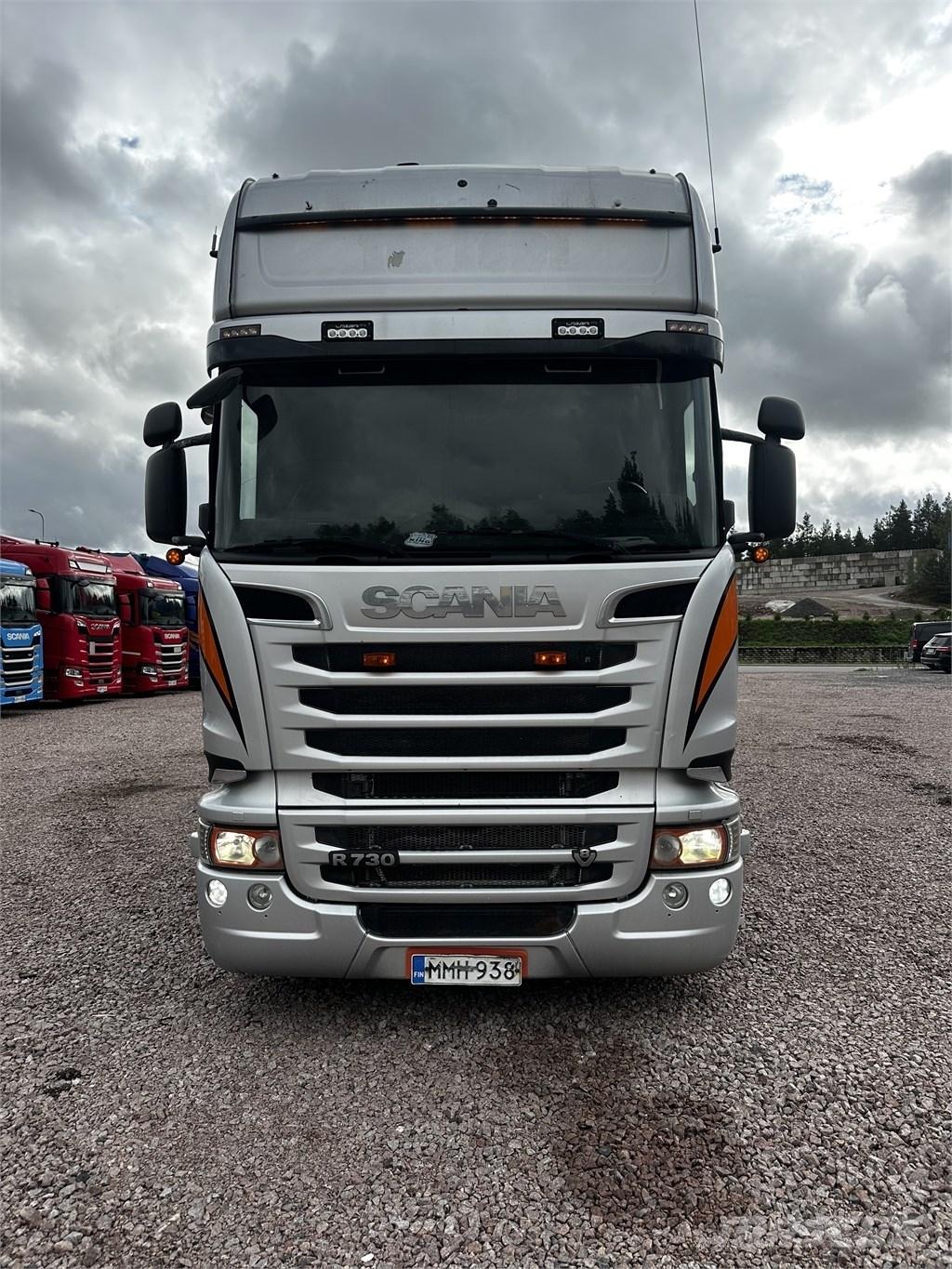 Scania R 730 Caminhões de caixa fechada