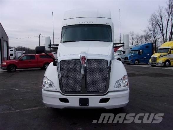 Kenworth T680 Cavalos Mecânicos