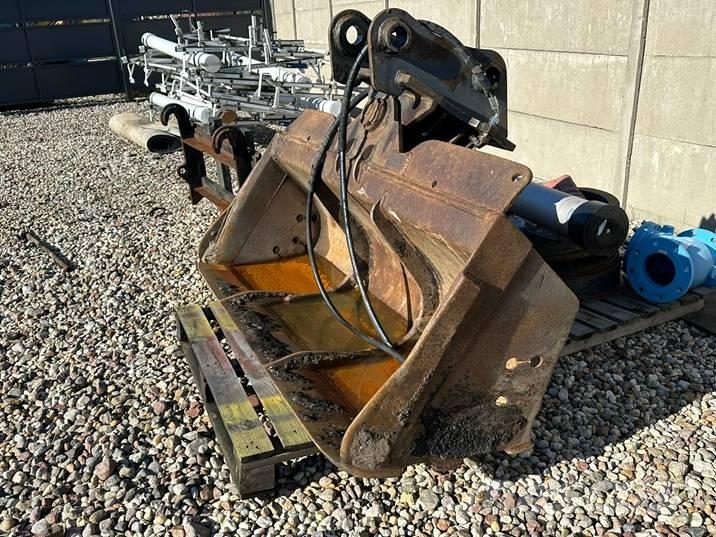 Komatsu PW160-7EO Retroescavadoras