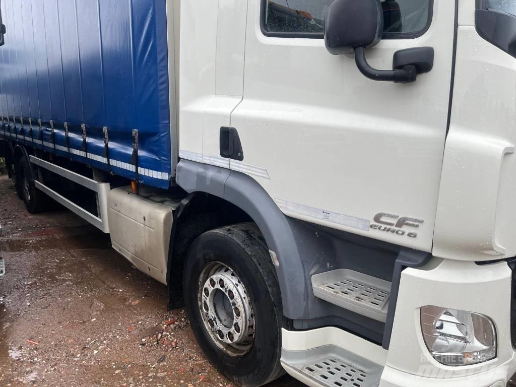 DAF CF 330 Camiões caixa cortinas laterais