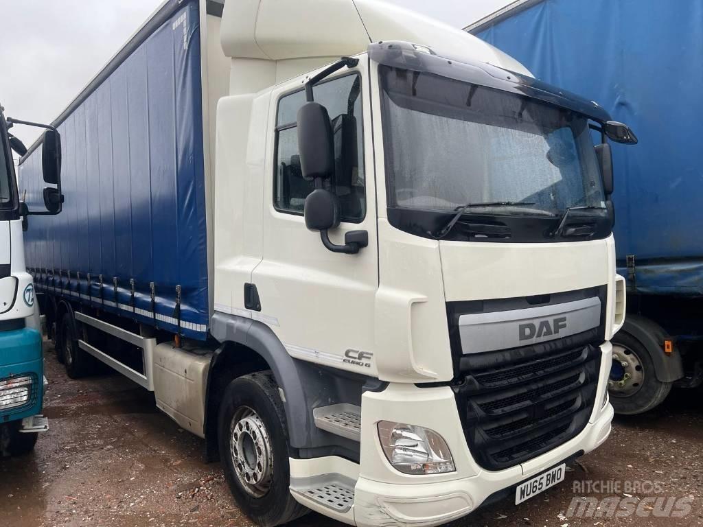 DAF CF 330 Camiões caixa cortinas laterais
